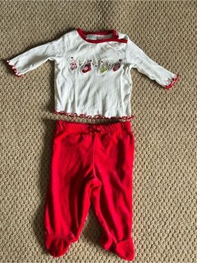 small wonders White & Red Holiday Stocking Pajama Set